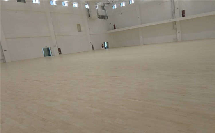 俄勒岡松木地板籃球館廠家哪家好？